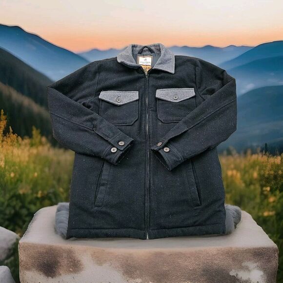 Legendary Whitetails Wool Jacket Men's Size Small Black Full Zip - Picture 1 of 14